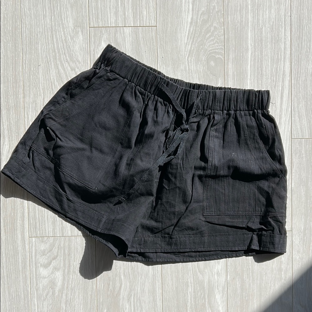 Black Athletic Shorts with Elastic Waistband